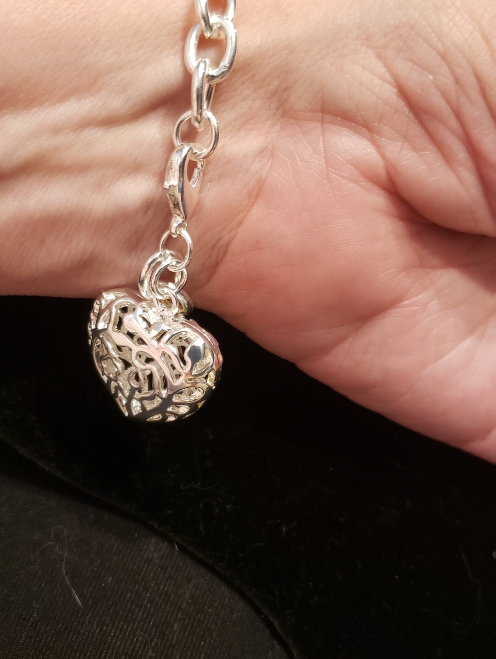 Silver Link Bracelet W/open Silver Heart Charm, 7", New, NWOT - Picture 5 of 5